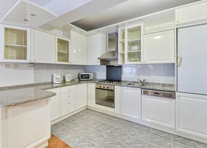 Family-friendly With Swimming Pool - 16336