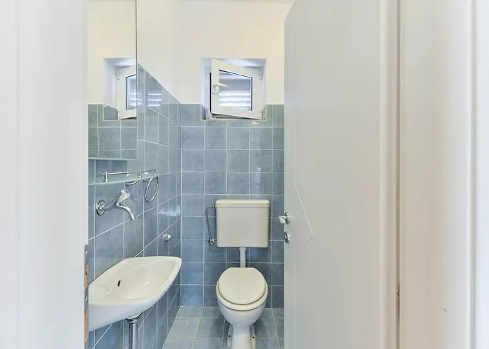 Family-friendly With Swimming Pool - 16336 Appartement Zadar