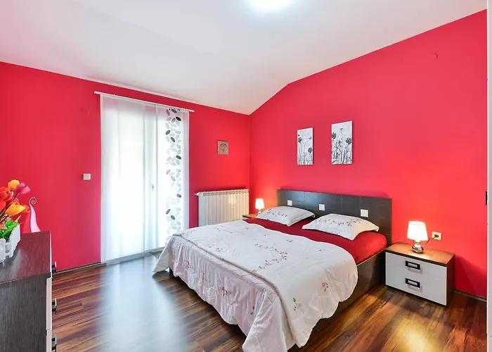 Family-friendly With Swimming Pool - 16336 Appartement