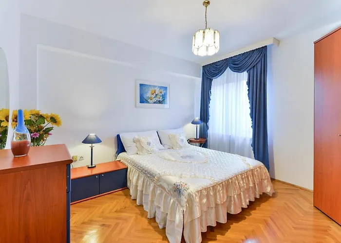 Appartement Family-friendly With Swimming Pool - 16336 Zadar